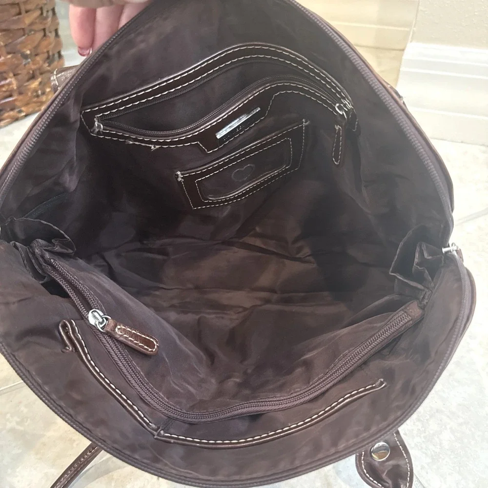 Giani Bernini Business Tote Laptop Shoulder Bag Purse Distressed faux Leather